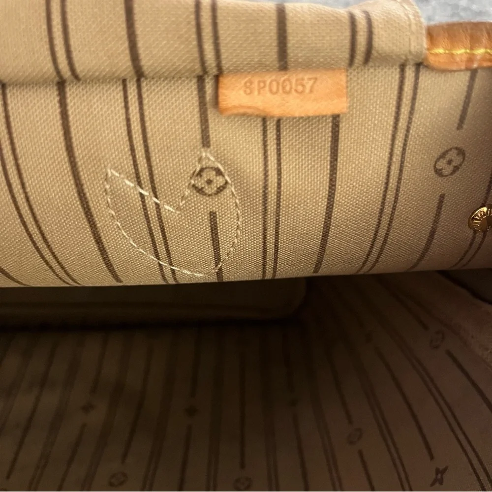 Louis Vuitton monogram coated canvas MM classic neverfull tote